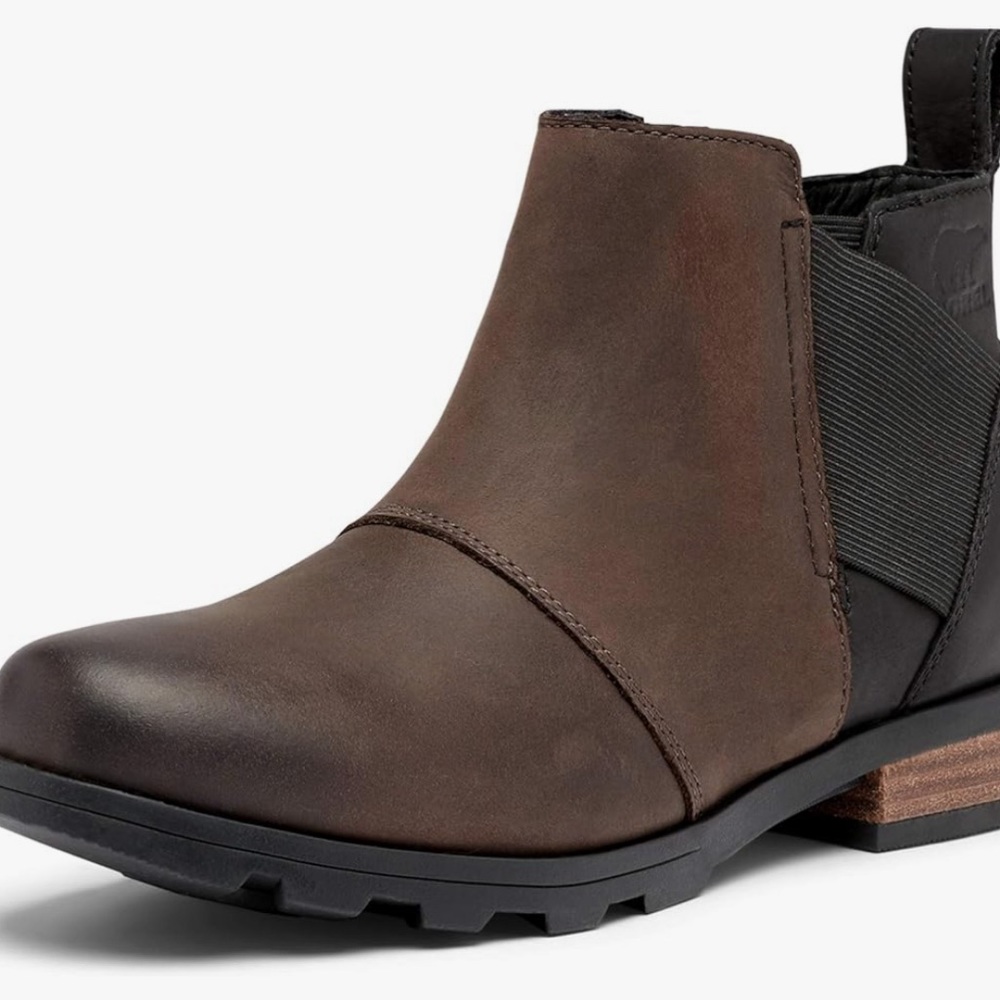 Sorel Women's Chelsea Boots/blackened brown/SIZE 8.5 excellent used condition